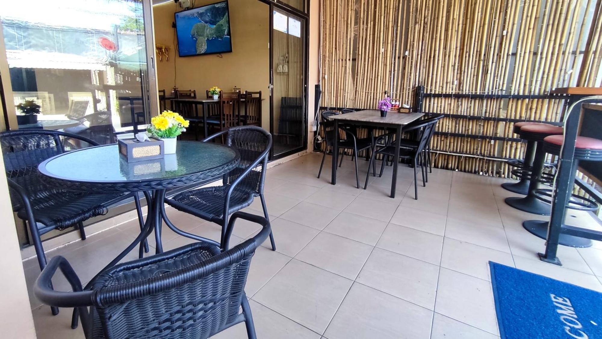 Lucky Buako Hotel Patong المظهر الخارجي الصورة