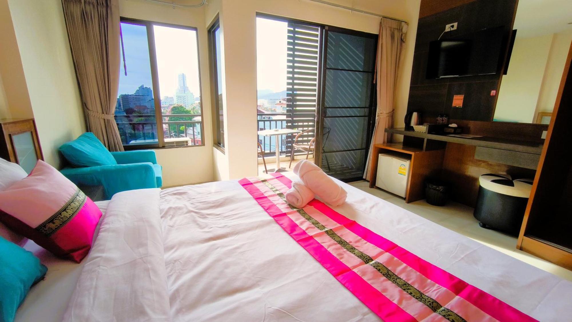 Lucky Buako Hotel Patong المظهر الخارجي الصورة