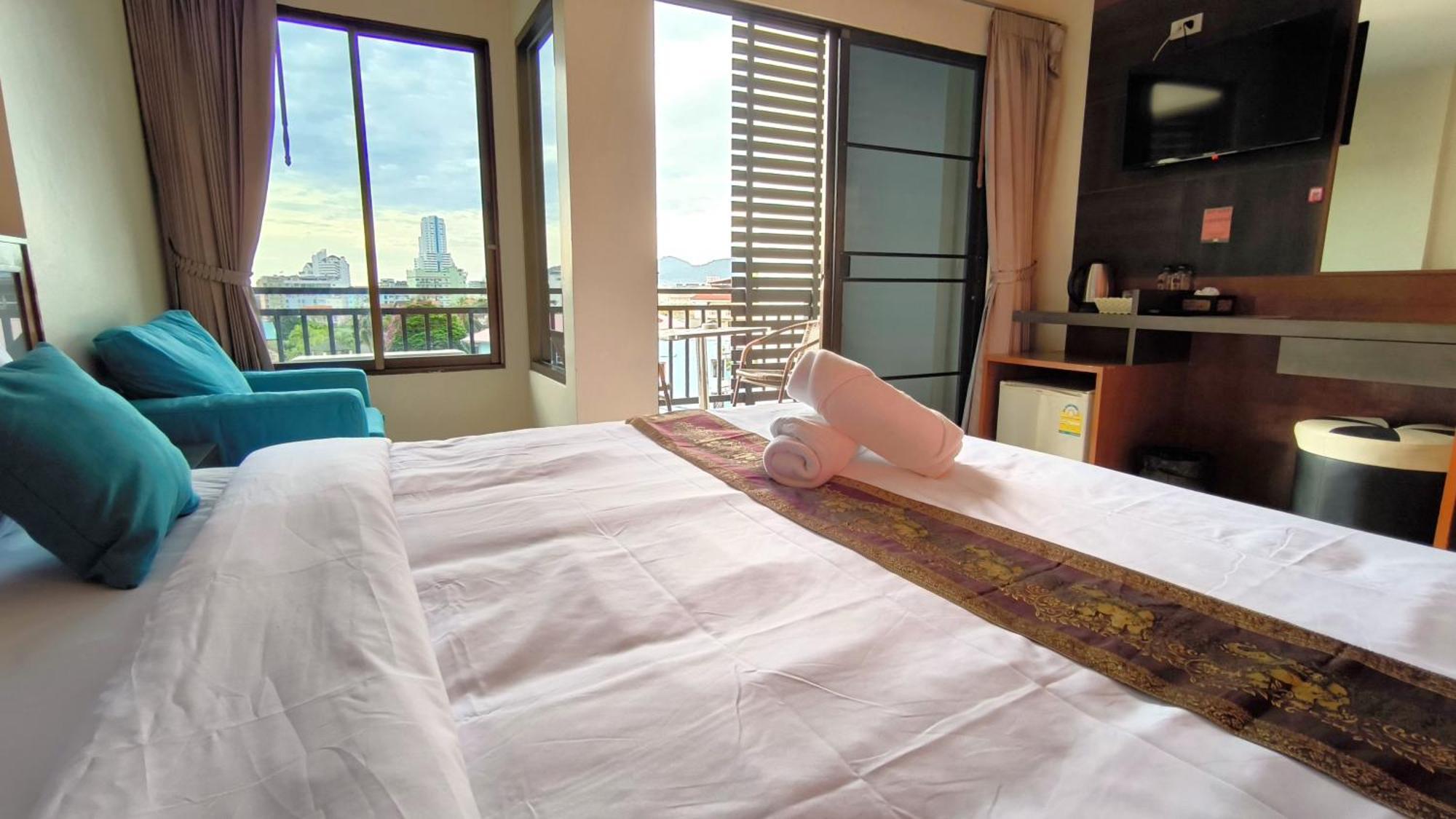 Lucky Buako Hotel Patong المظهر الخارجي الصورة